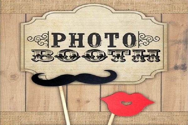 PHOTO BOOTH