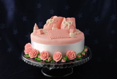 BABY SHOWER - Image courtesy of Apolonia FreeDigitalPhotos.netID-100165767